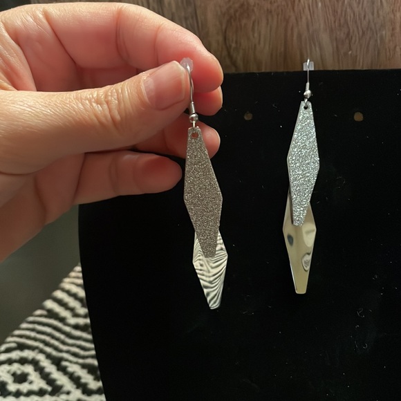 David Sigal Designer Earrings. - Picture 3 of 5